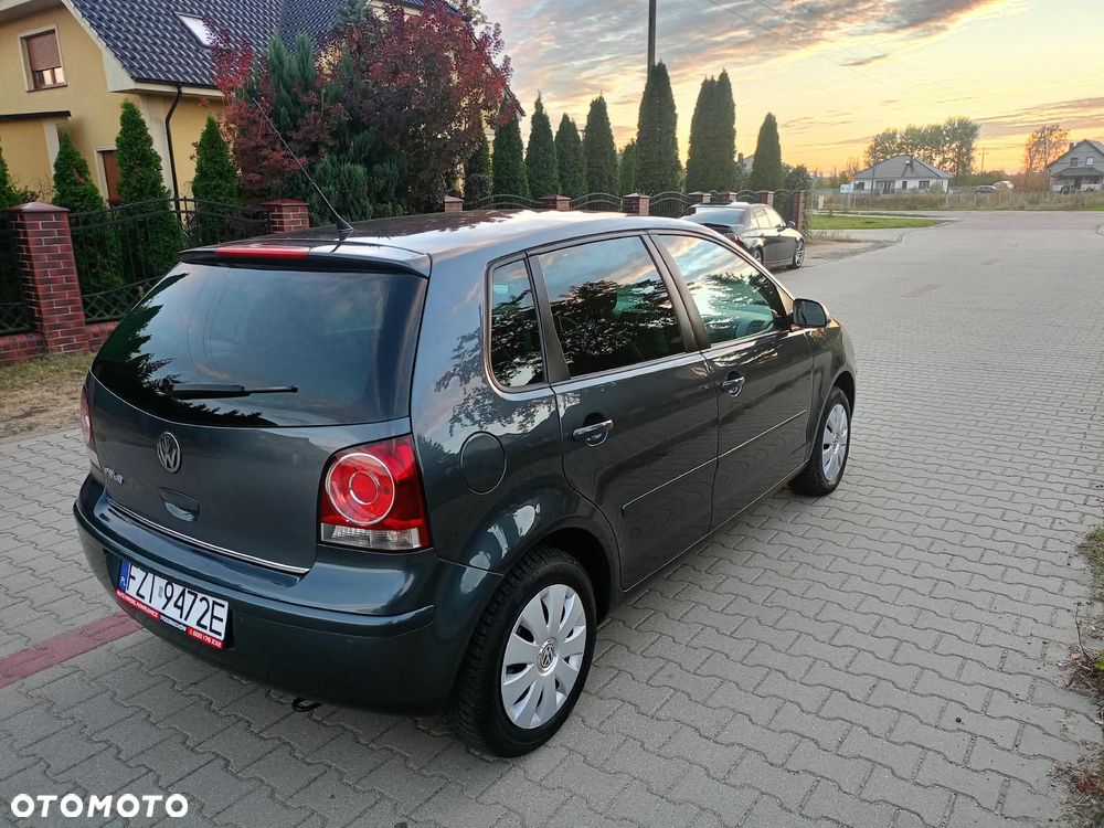 Volkswagen Polo - 5