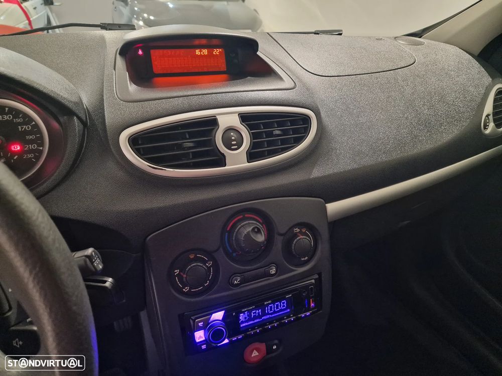 Renault Clio Break 1.5 dCi Dynamique S C.Reb - 14