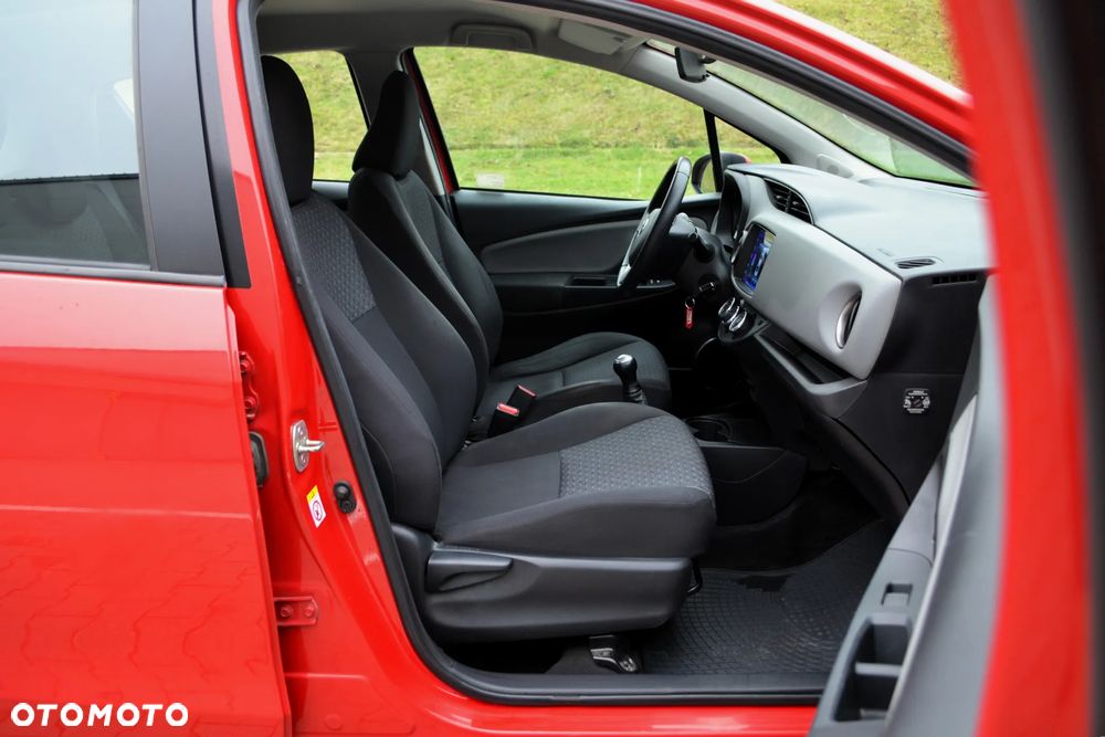 Toyota Yaris 1.0 Sol - 11