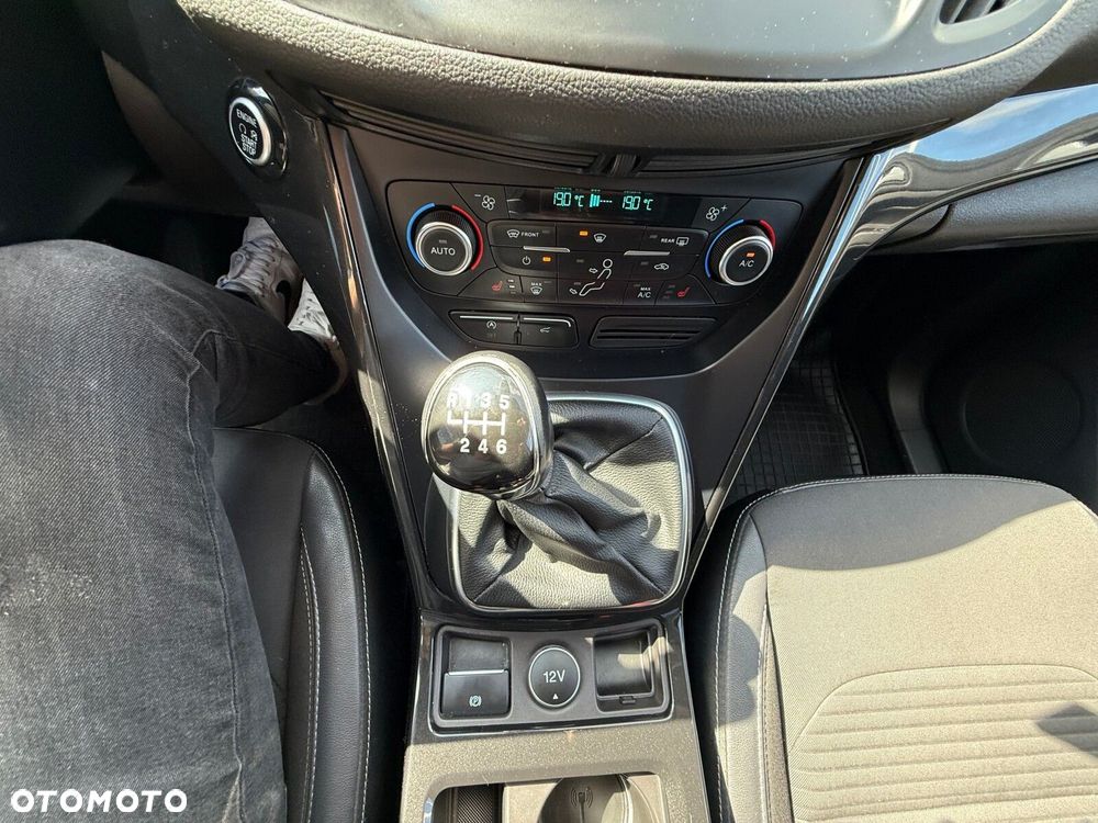 Ford Kuga 1.5 EcoBoost FWD Titanium ASS GPF - 23