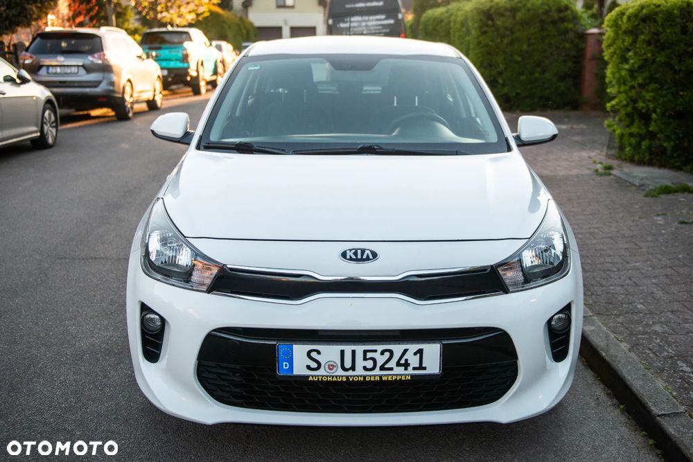 Kia Rio 1.2 Edition 7 - 10