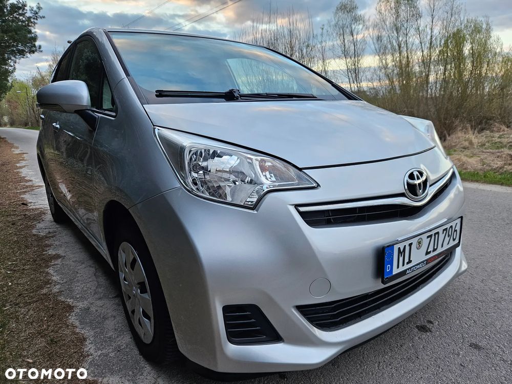 Toyota Verso S 1.33 VVT-i Multidrive Club - 13