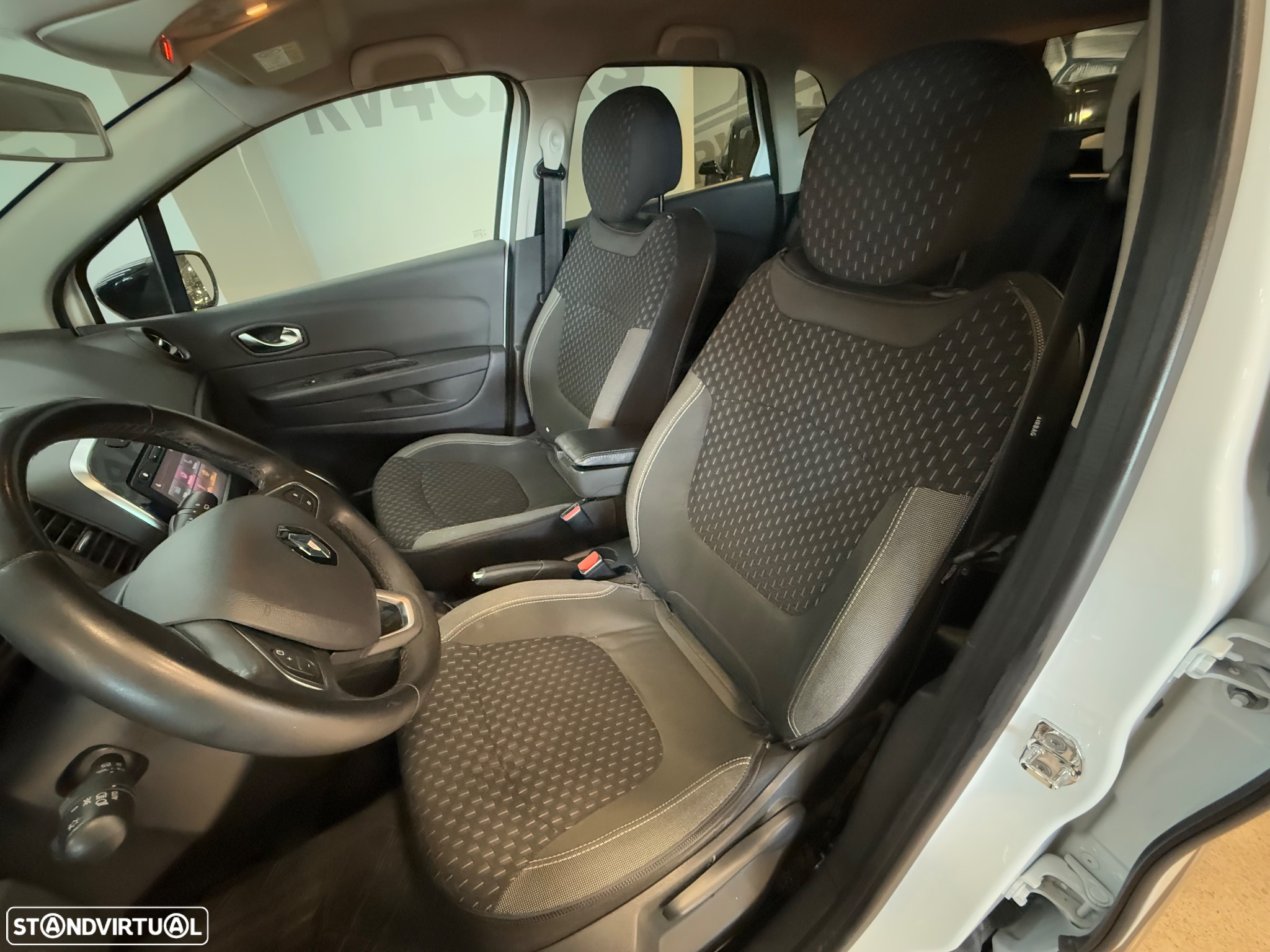Renault Captur 1.5 dCi Exclusive XMOD EDC - 5