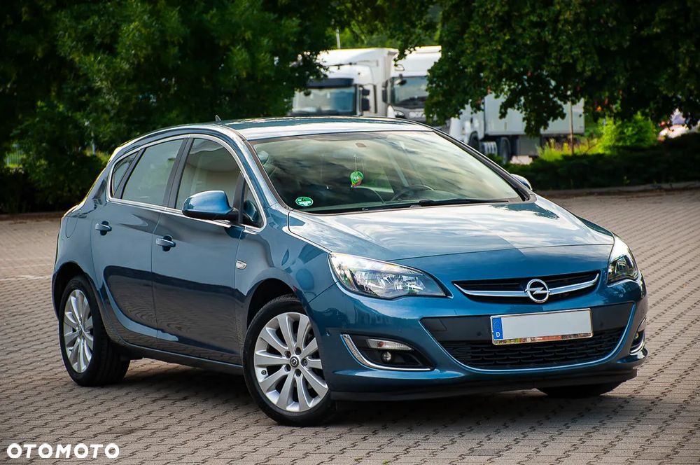 Opel Astra 1.4 Turbo - 12