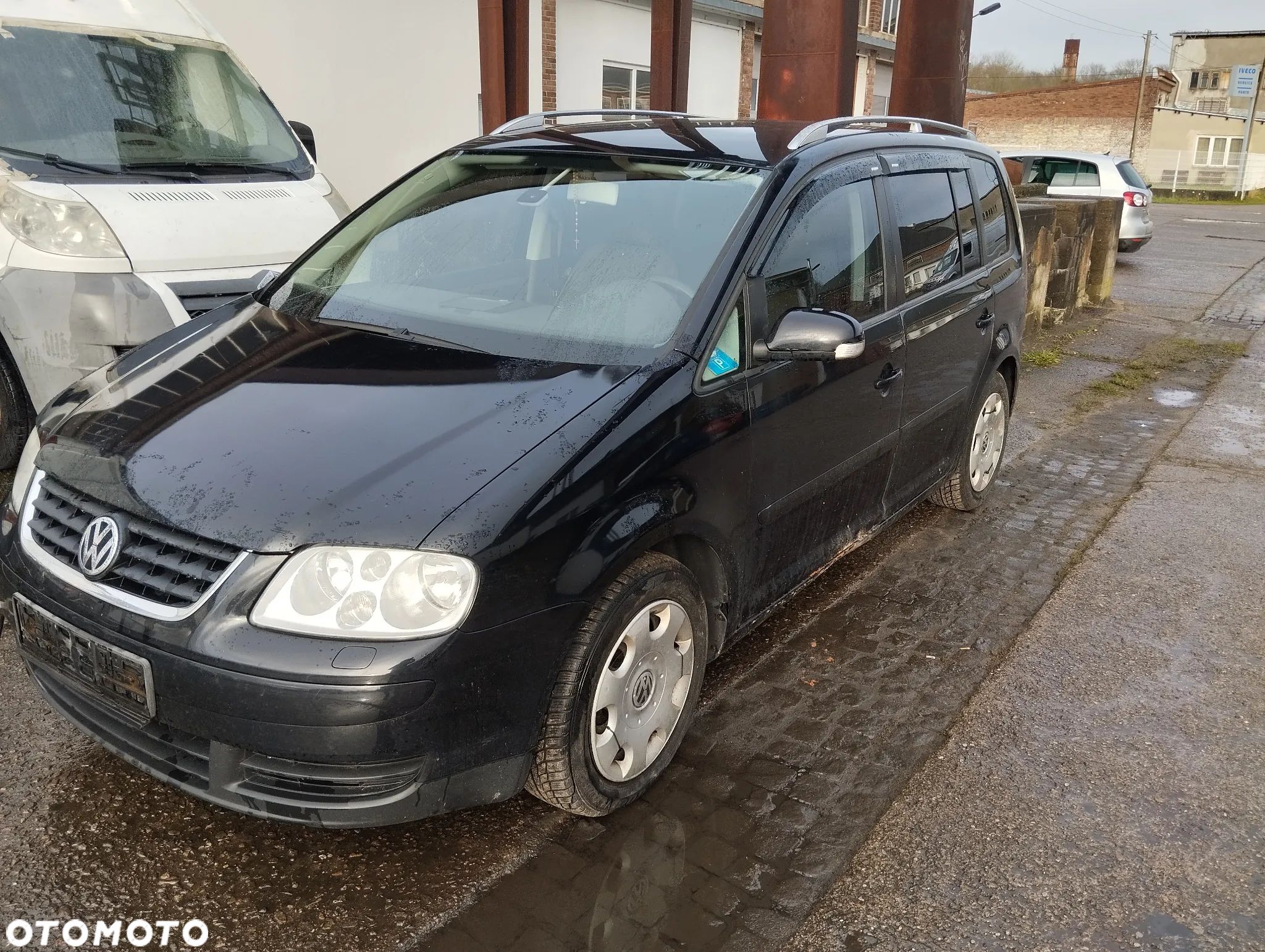 Volkswagen Touran 2.0 TDI Trendline - 1