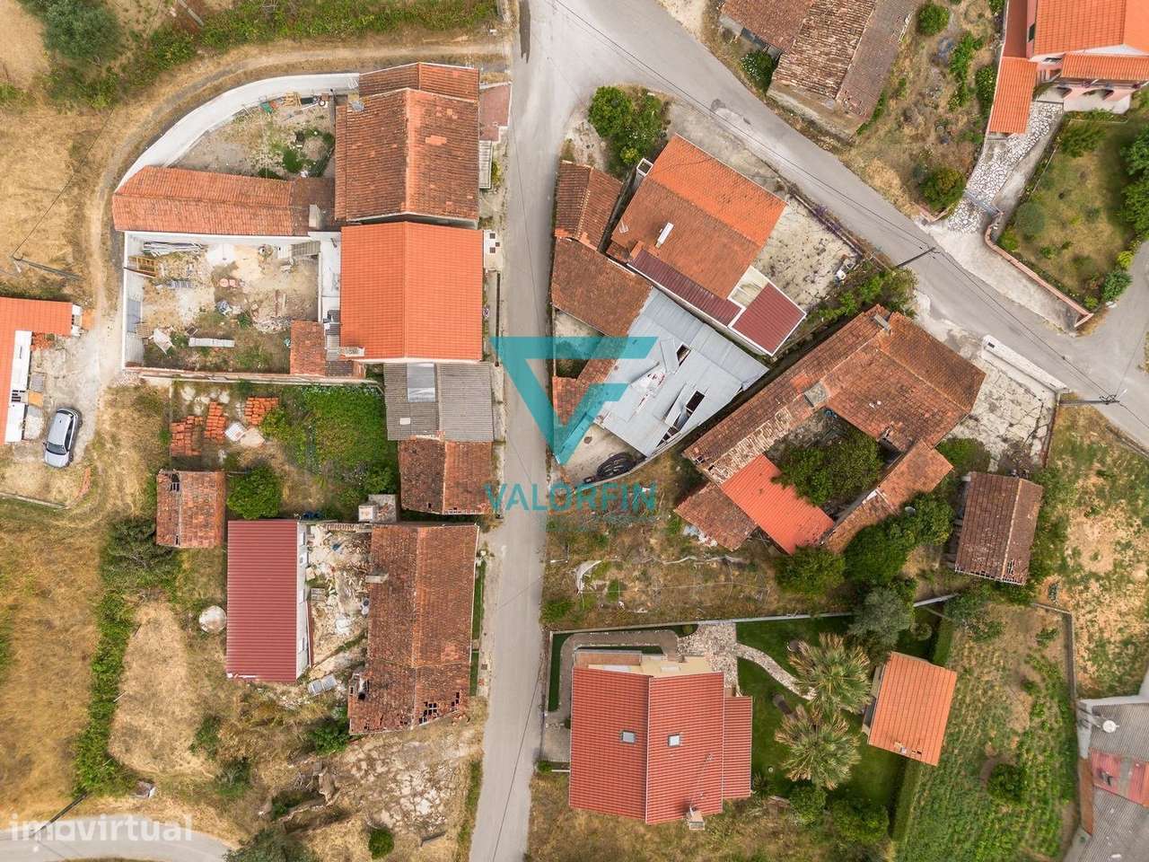 MORADIA para Reconstrução Total com Anexo de 108 m² – Barbas Novas,... - Grande imagem: 5/9