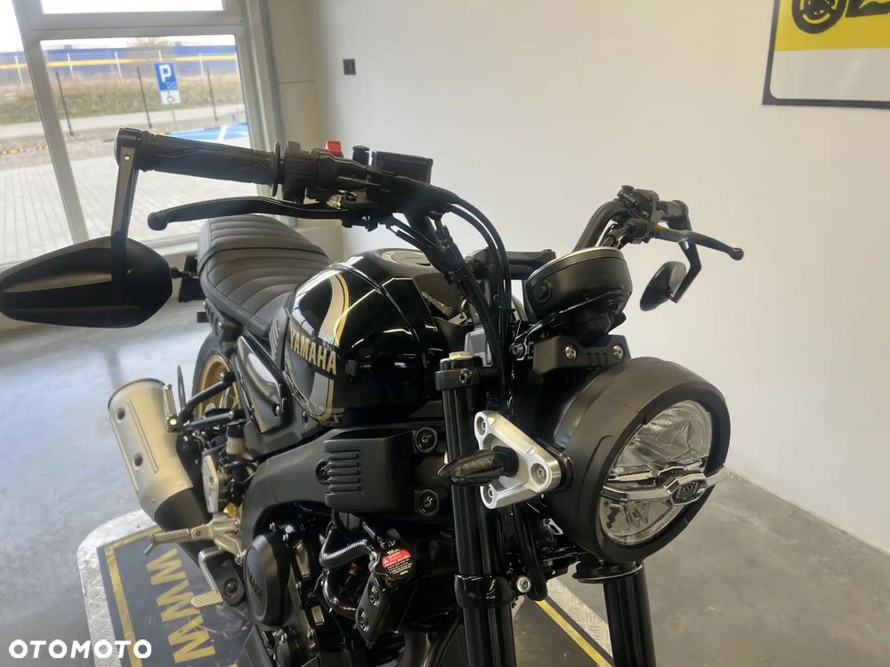 Yamaha XSR - 20
