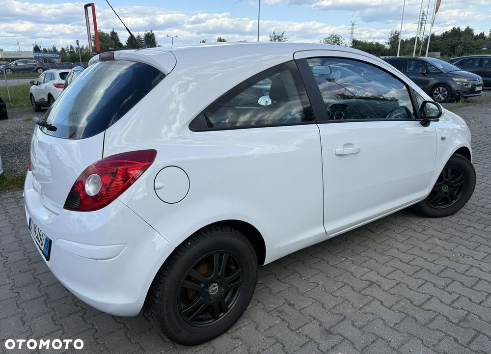 Opel Corsa 1.2 16V EcoFLEX Start-Stop 150 Jahre - 3