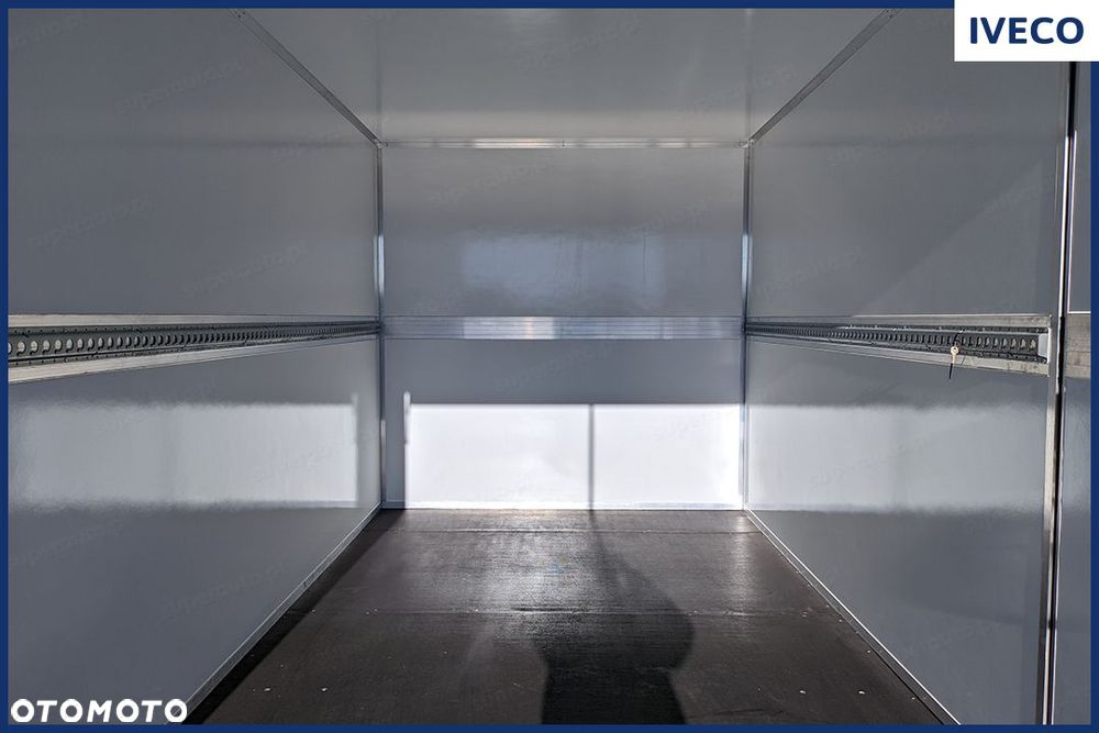 Iveco Daily 35S18 Kontener 8EP + Winda 3.0 180KM - 8