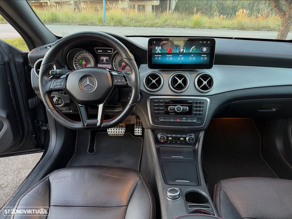 Mercedes-Benz CLA 220 CDI 7G-DCT AMG Line - 12