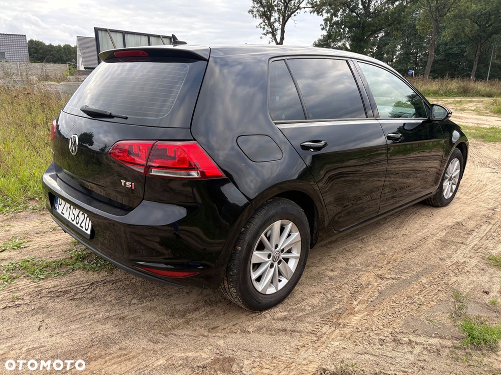 Volkswagen Golf - 4