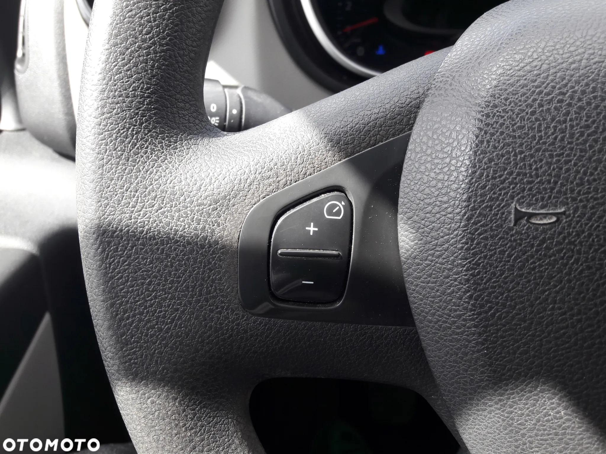 Renault TRAFIC - 15