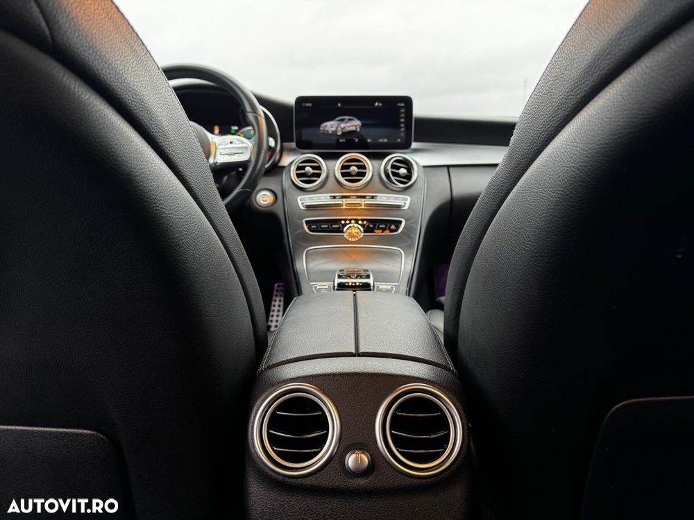 Mercedes-Benz C 220 d 4MATIC T-Modell Aut - 31