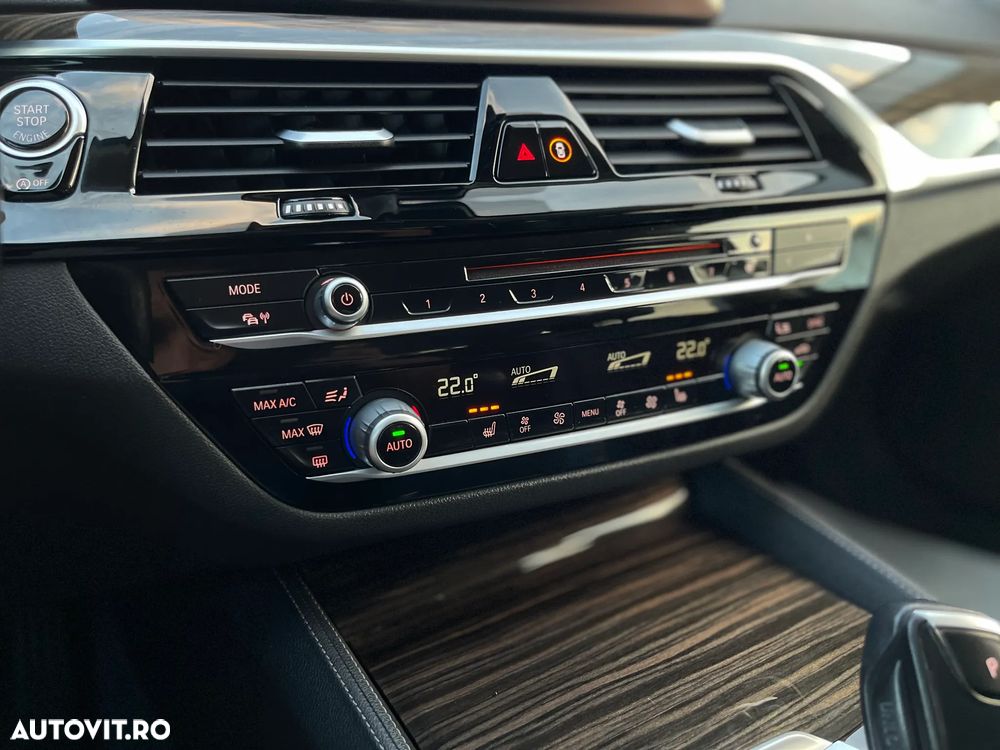 BMW Seria 5 520d xDrive Aut. Luxury Line - 14