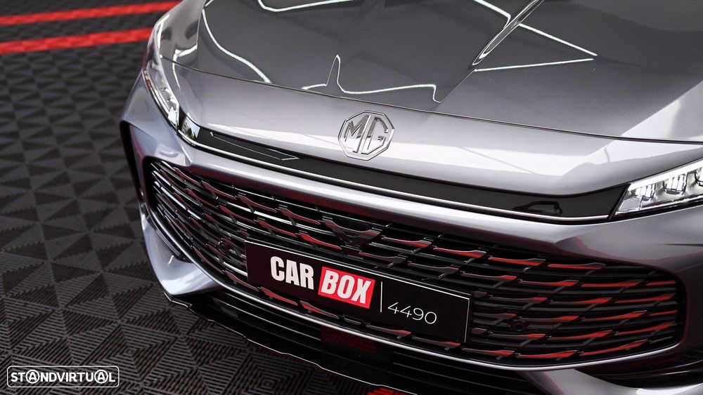 MG HS 1.5 T Luxury AT - 9