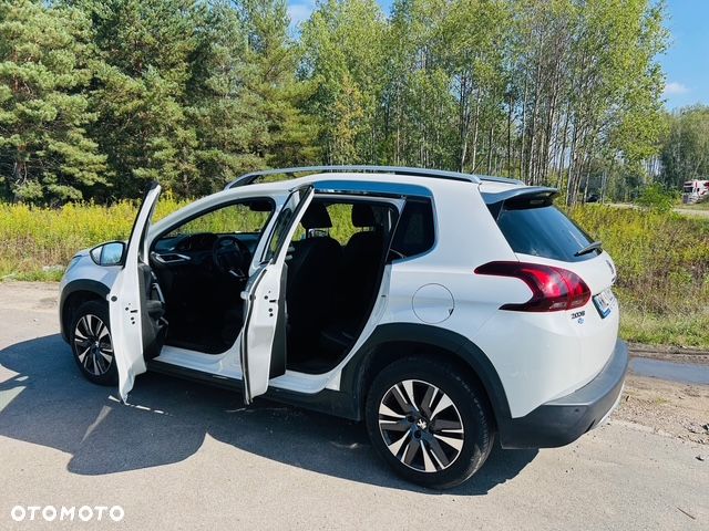 Peugeot 2008 1.2 Pure Tech Active S&S EAT6 - 8