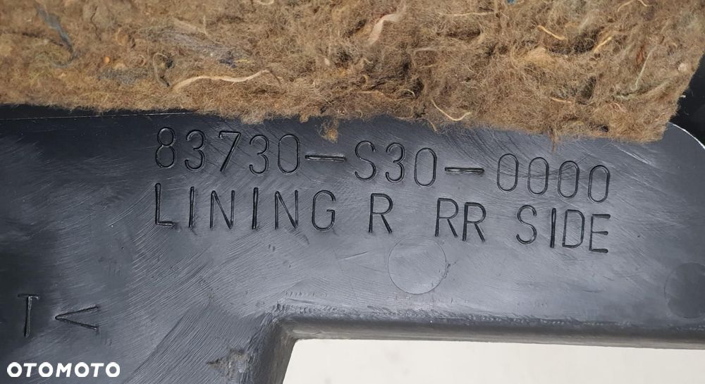 TAPICERKA BOCZEK PRAWY TYŁ HONDA PRELUDE V - 6