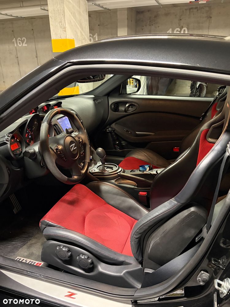 Nissan 370 Z - 17