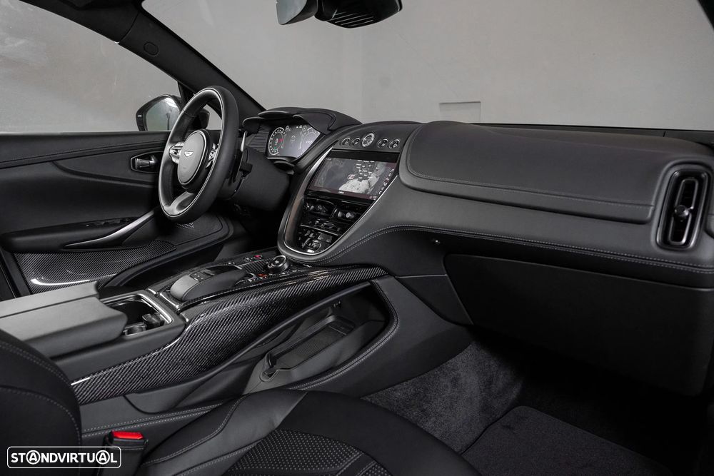 Aston Martin DBX 707 - 21