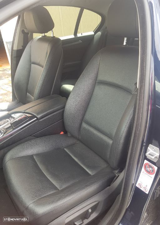 Bancos Frontais e Traseiros BMW 520D F10 2014 - 2