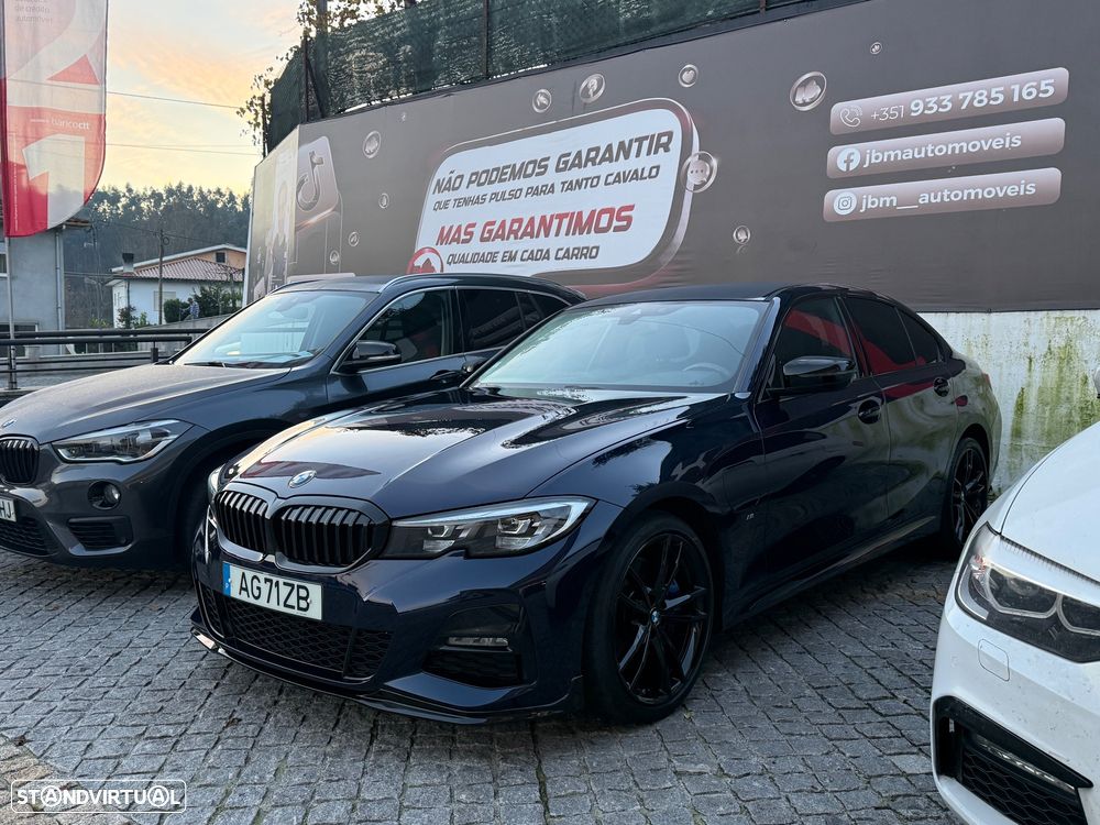 BMW 330 e Pack Desportivo M Auto - 1