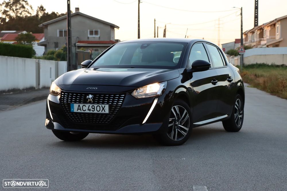Peugeot 208 1.2 PureTech Allure EAT8 - 2
