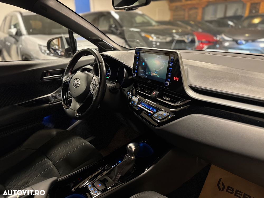 Toyota C-HR 1.8 HSD 122 CP 4x2 CVT C-lassy bi-tone - 12