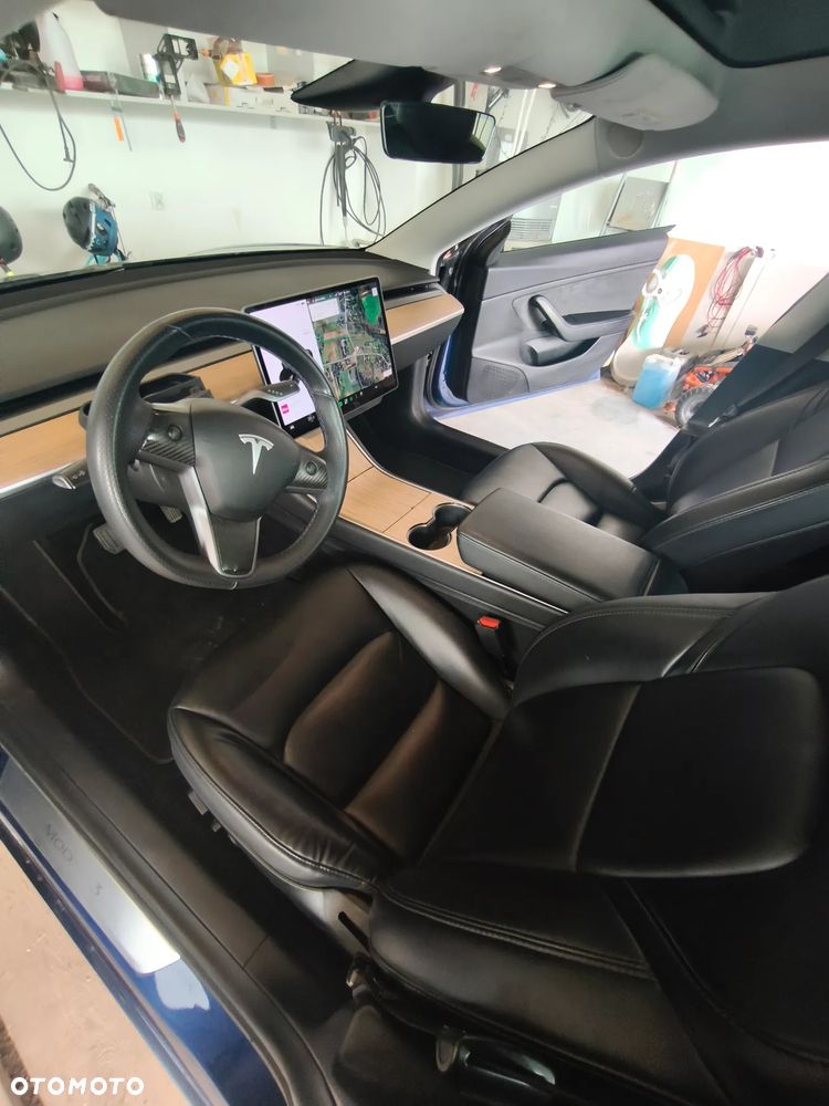 Tesla Model 3 Long Range AWD - 9