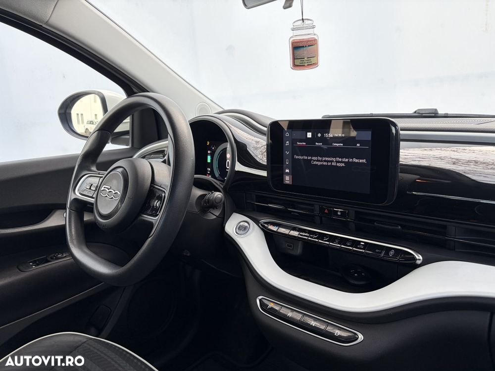 Fiat 500E La Prima - 12