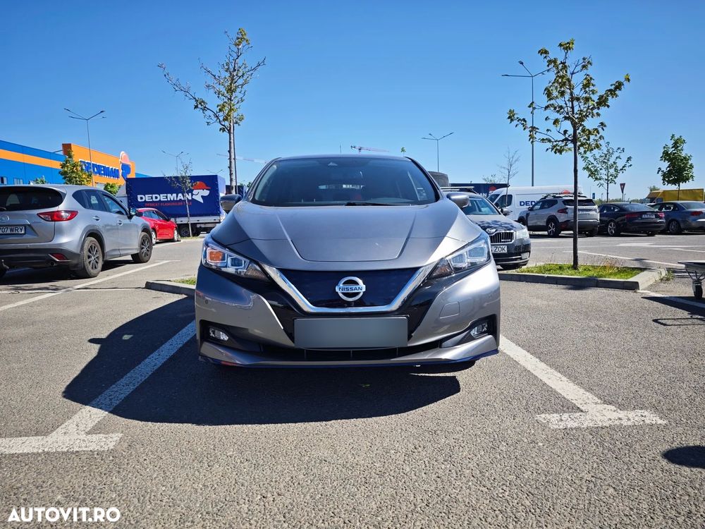Nissan LEAF Tekna - 2