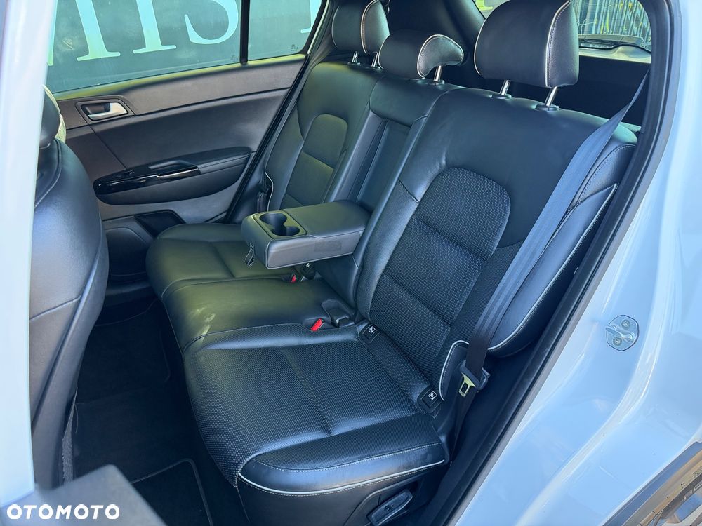 Kia Sportage 1.6 T-GDI AWD GT Line - 34