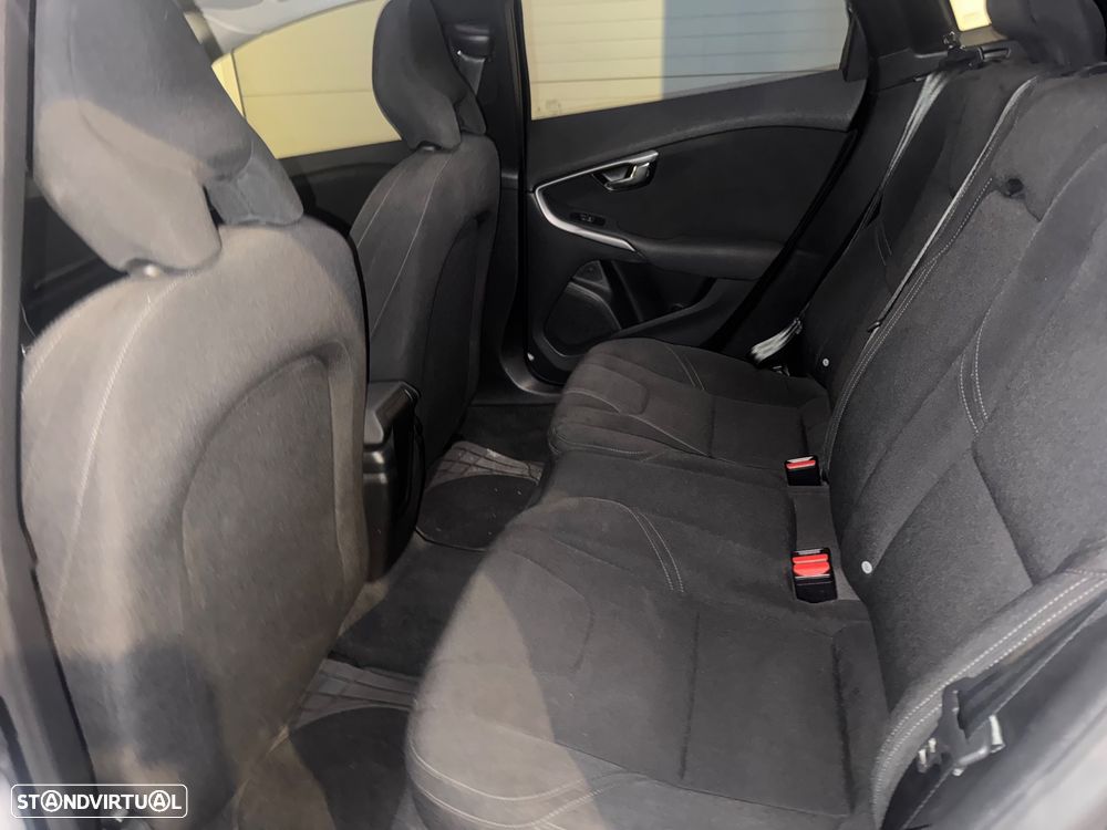 Volvo V40 2.0 D2 Kinetic Eco - 5