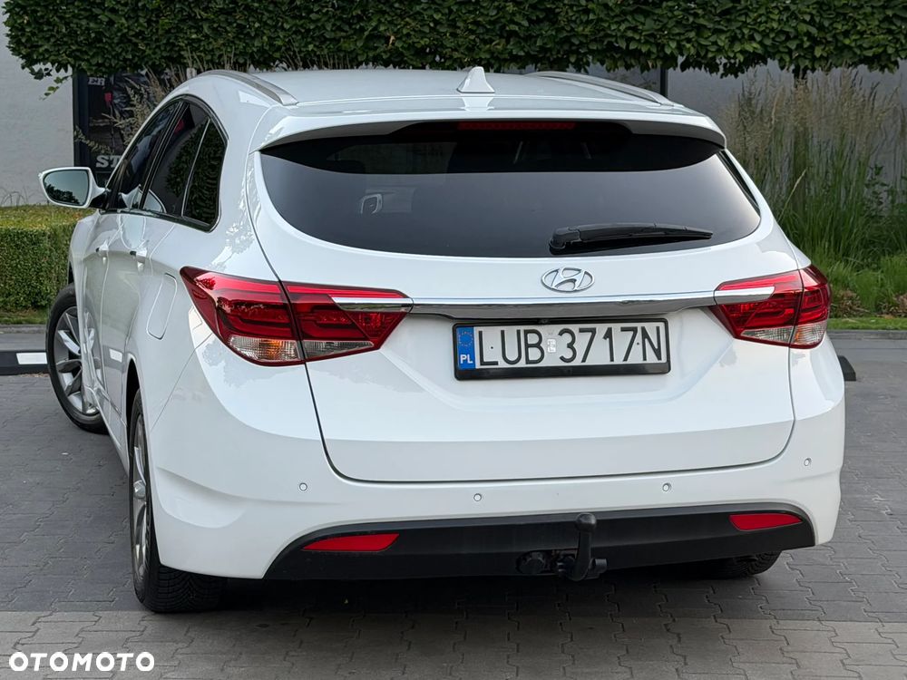 Hyundai i40 Kombi blue 1.7 CRDi Family - 11