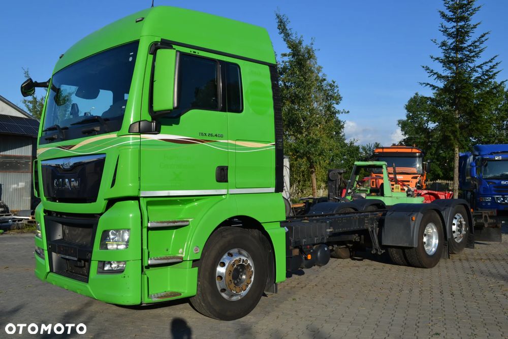 MAN TGX 26.400 TRZECIA OŚ SKRĘTNA RAMA  7.5 m KLIMATYZACJA