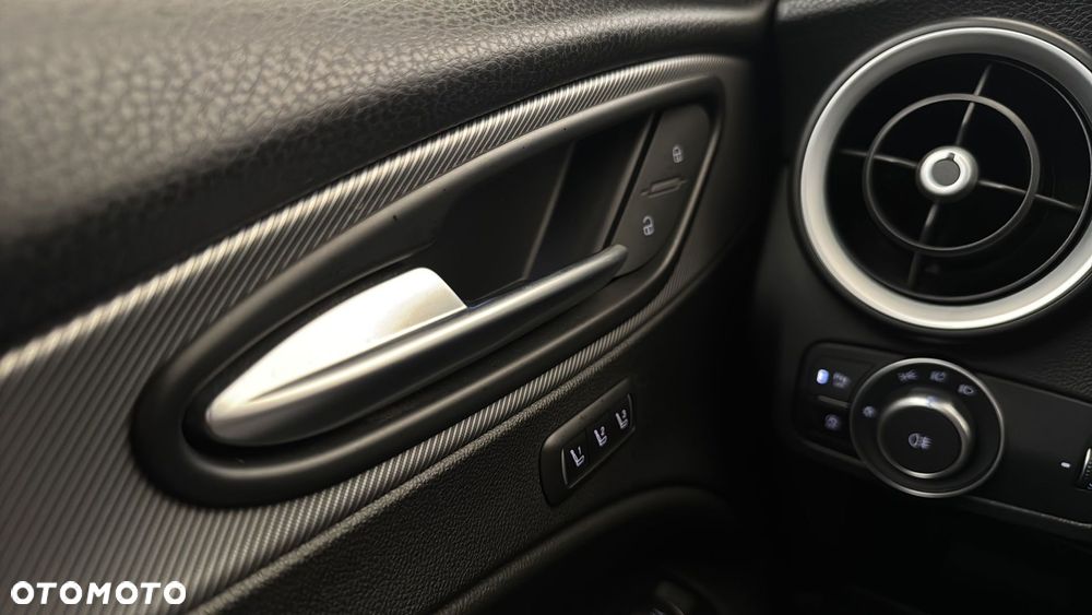 Alfa Romeo Stelvio 2.0 Turbo Veloce Q4 - 26