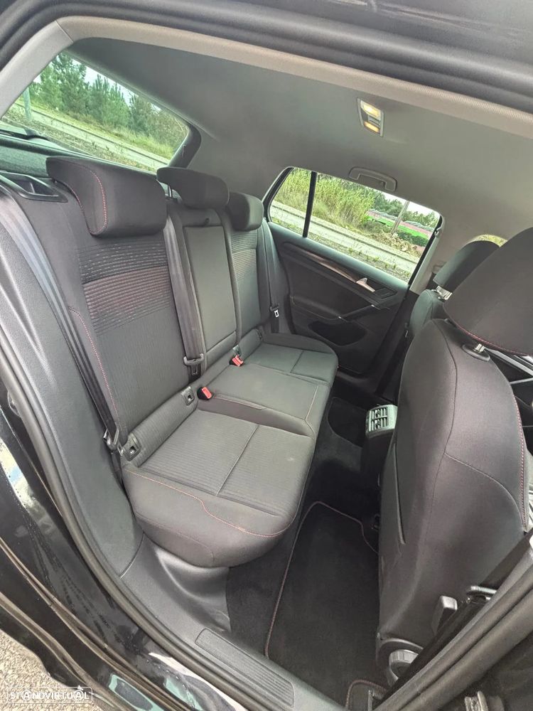 VW Golf 1.0 TSI Sound - 16