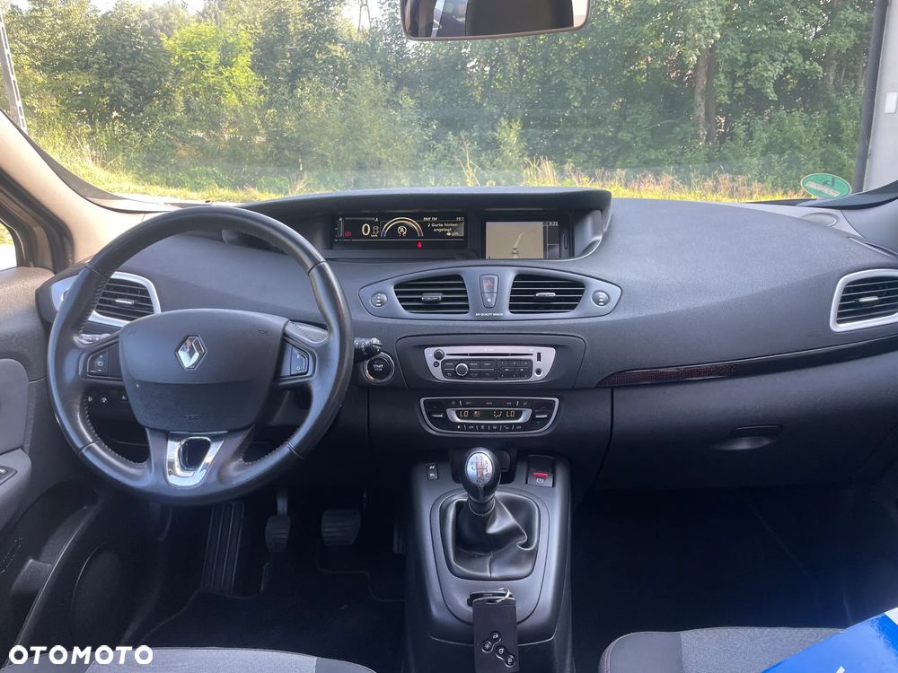 Renault Scenic ENERGY TCe 130 BOSE EDITION - 24