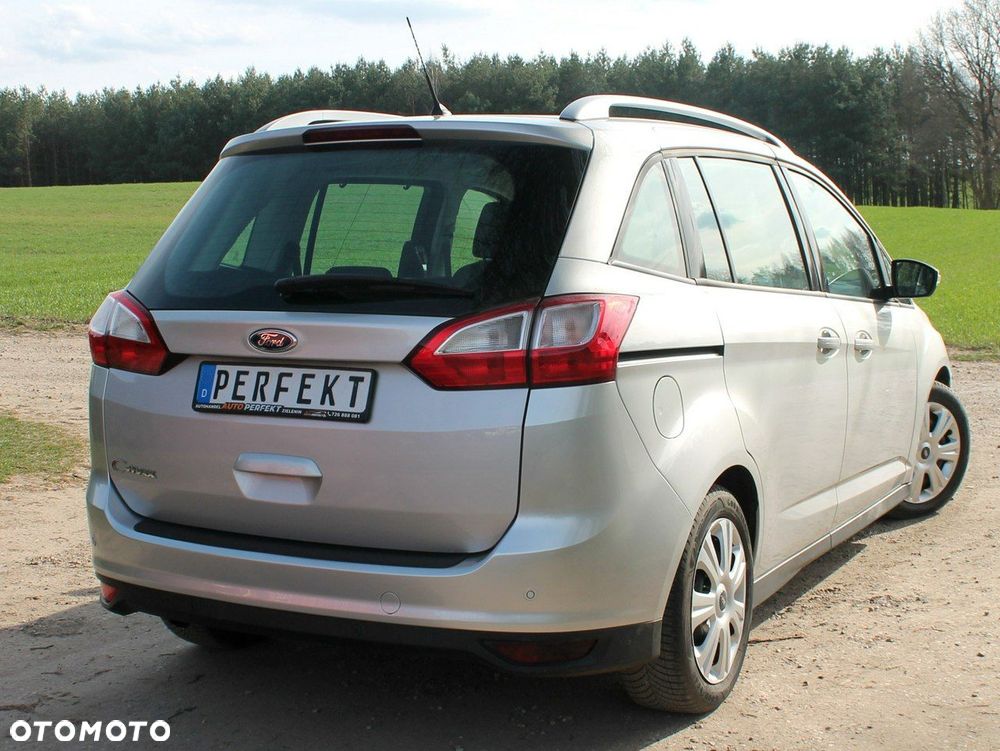 Ford Grand C-MAX - 15