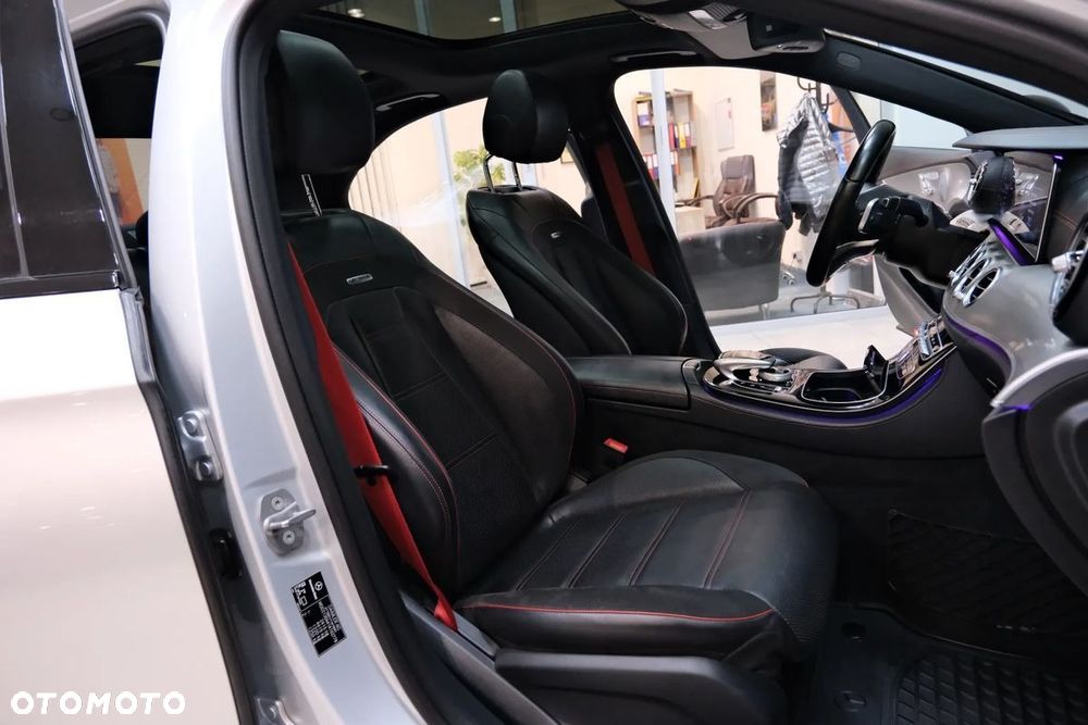 Mercedes-Benz Klasa E 43 AMG 4Matic 9G-TRONIC - 31
