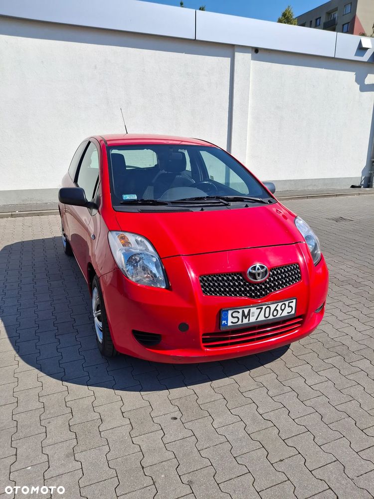 Toyota Yaris 1.0 Luna - 2