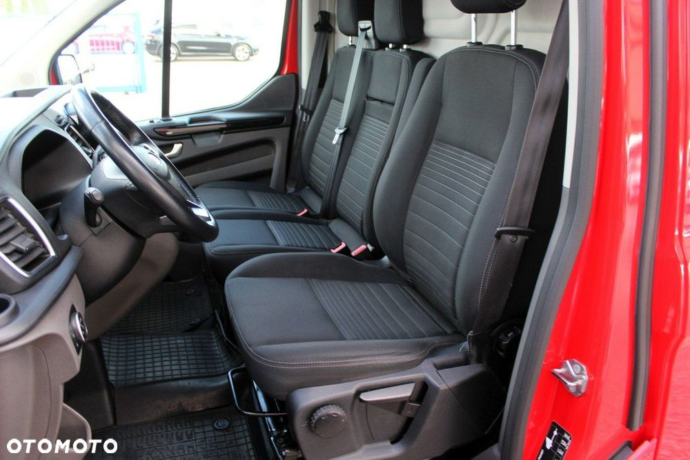 Ford Transit Custom - 10