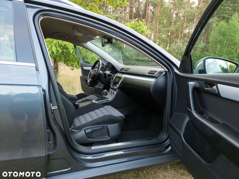 Volkswagen Passat Alltrack 2.0 TDI 4Mot DSG - 22