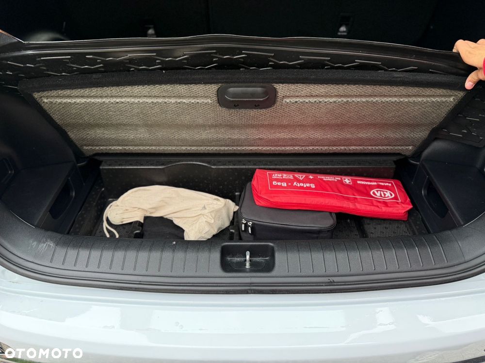 Kia Sportage 1.6 CRDI AWD Eco-Dynamics+ (48V M-H) DCT Black Edition - 33