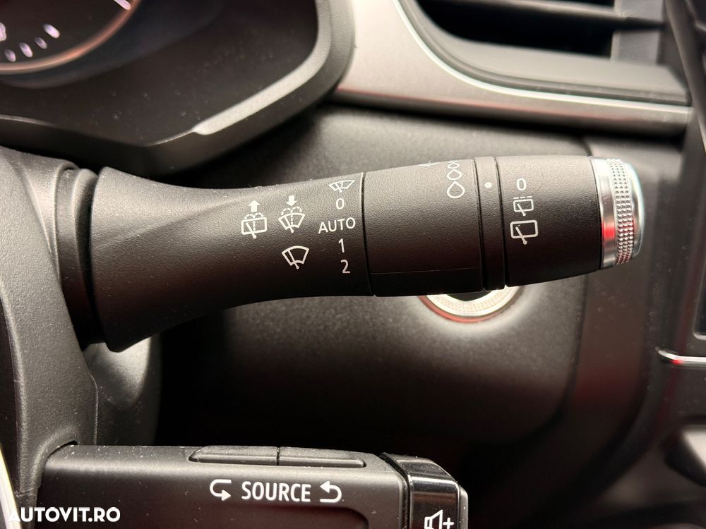 Renault Captur BLUE dCi 115 BUSINESS EDITION - 22