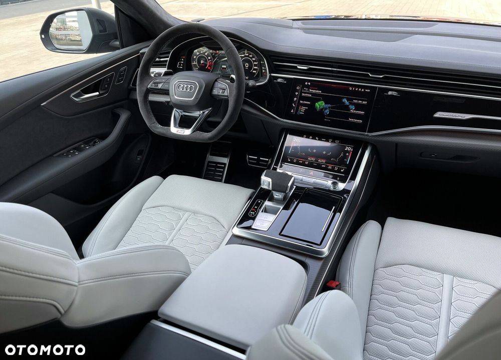 Audi RS Q8 - 18