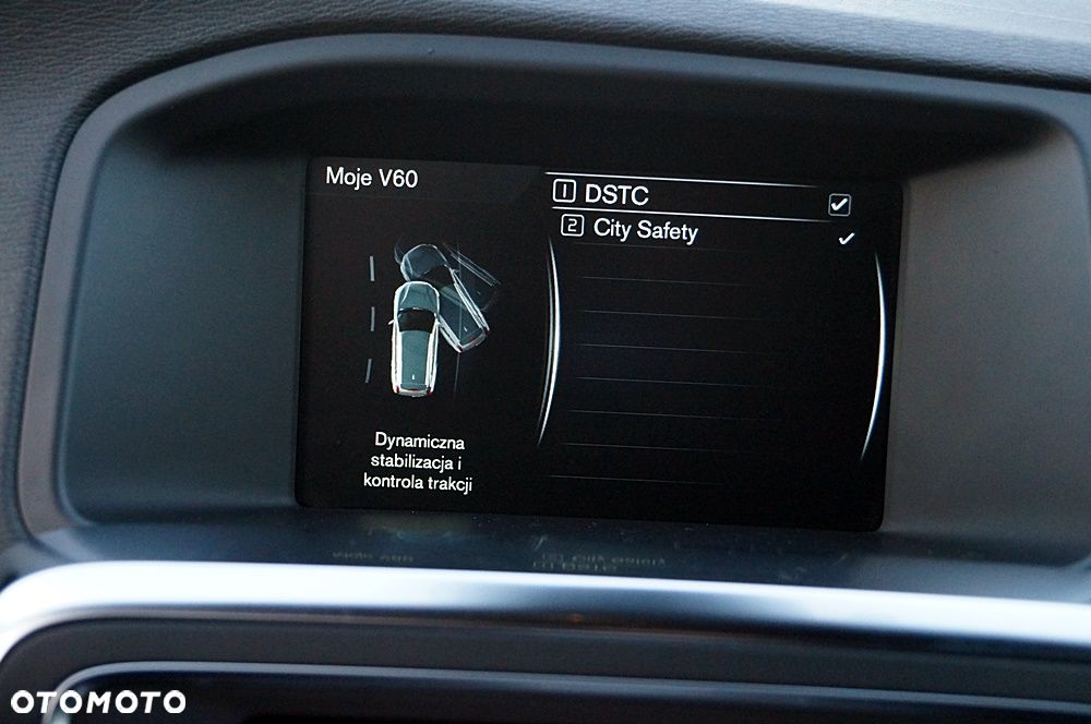 Volvo V60 D4 Geartronic Summum - 33