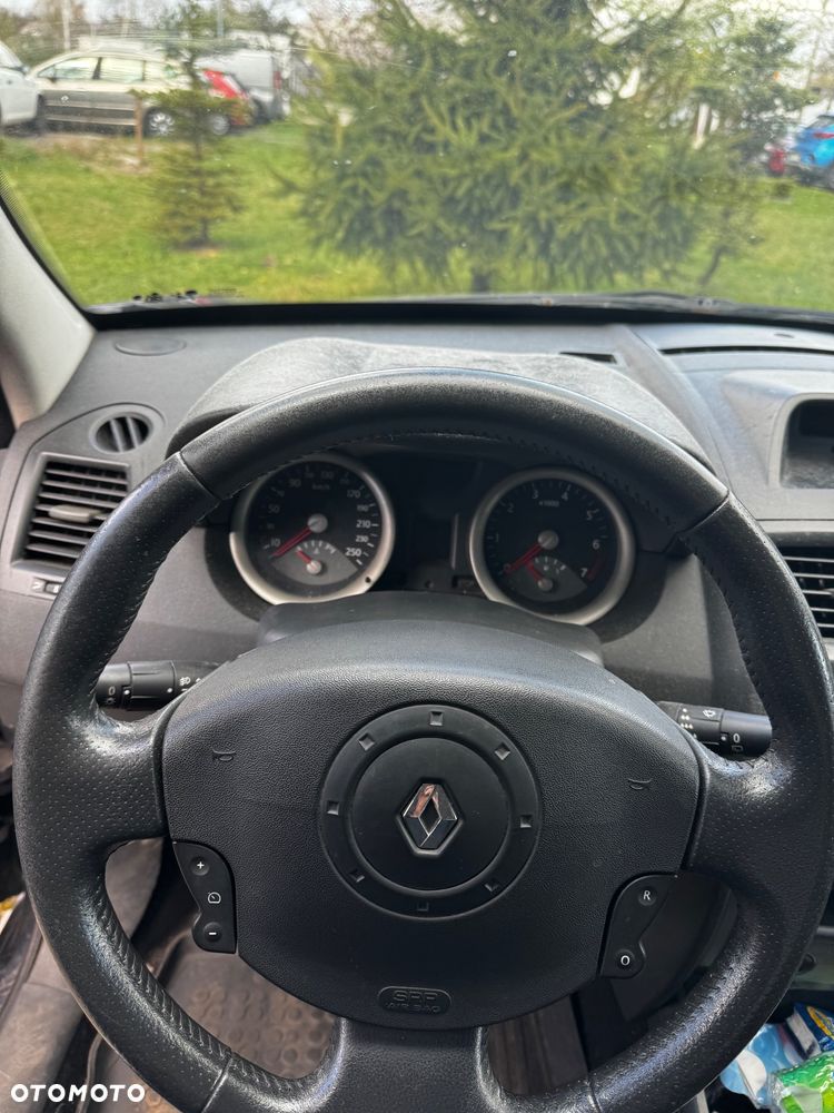 Renault Megane 1.6 Confort Dynamique - 8