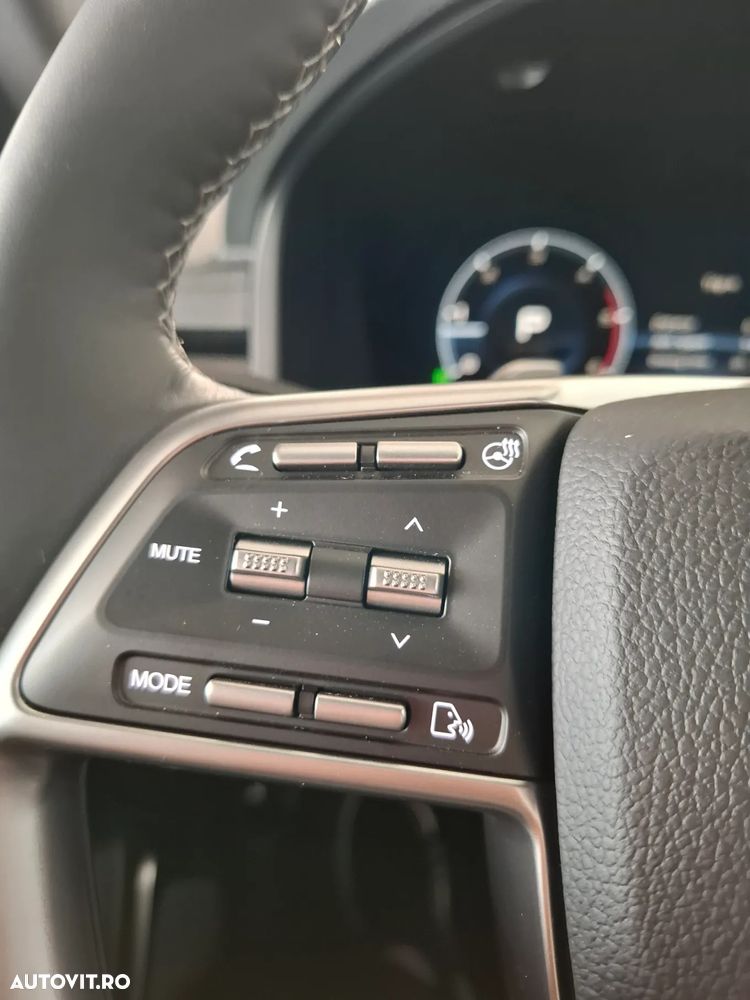 KG Mobility Rexton - 21