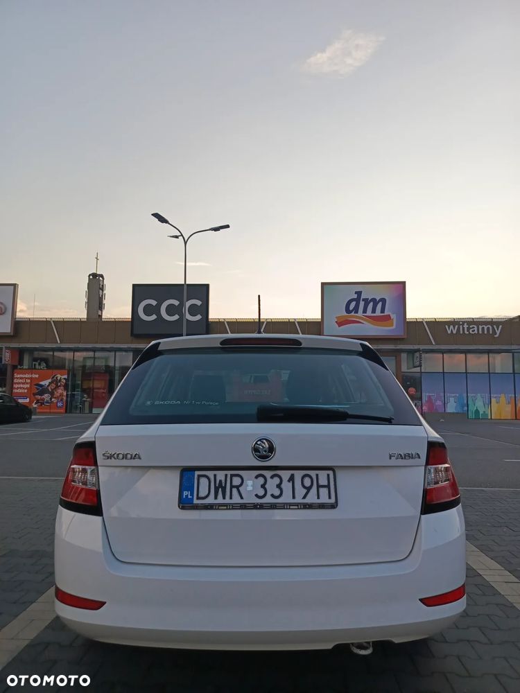 Skoda Fabia 1.0 TSI Ambition - 6