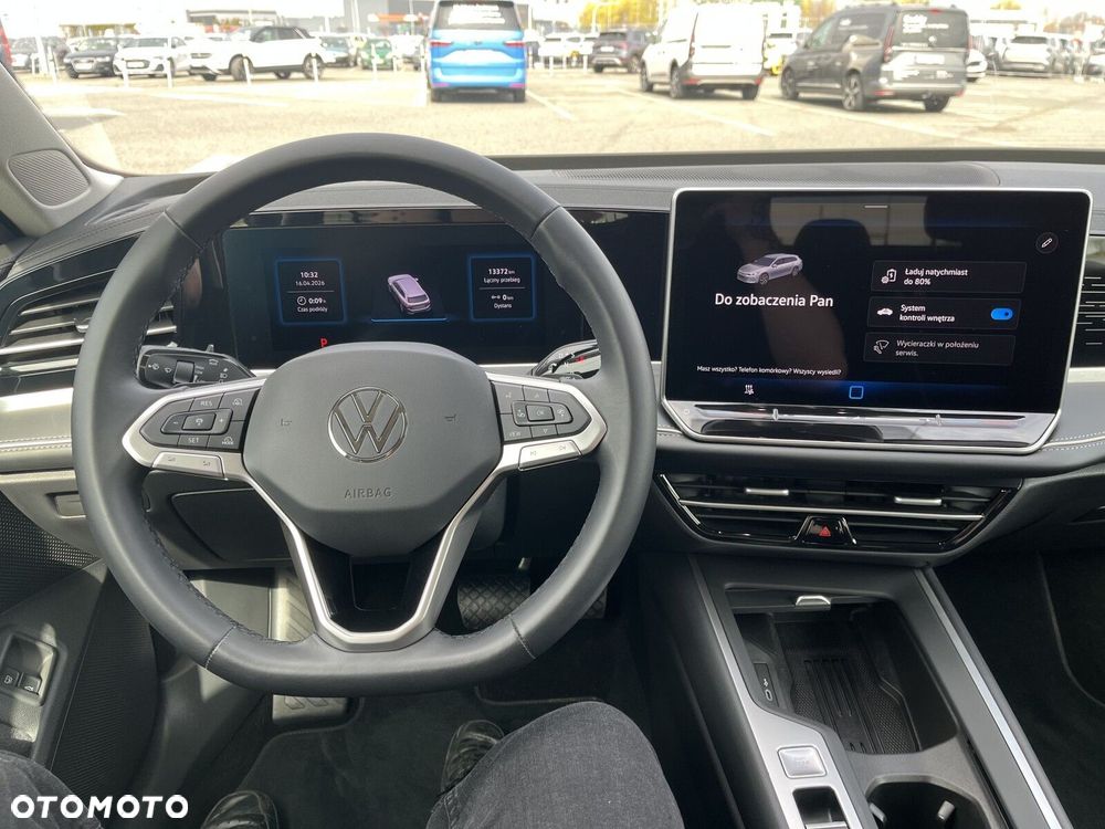 Volkswagen Passat - 13